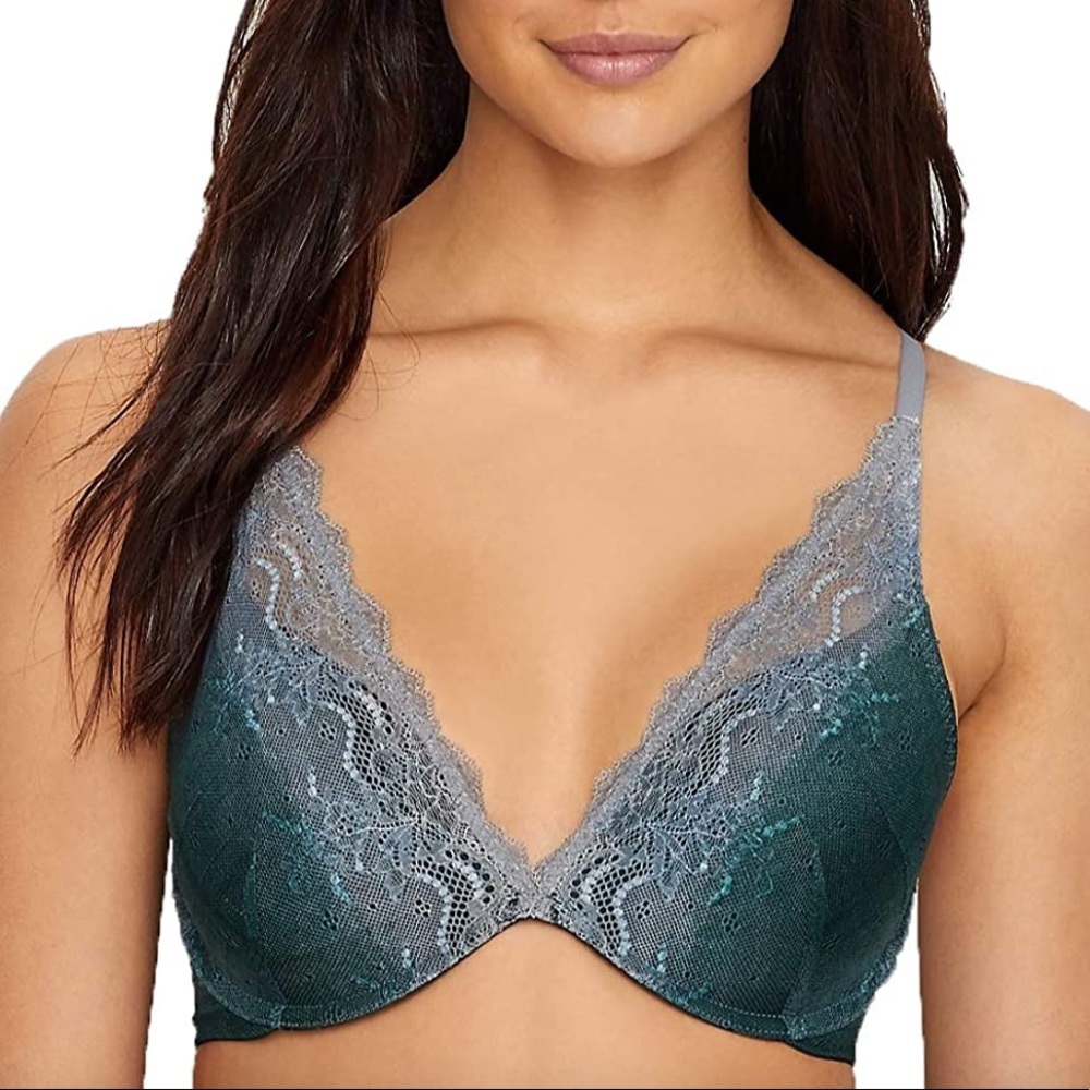 SPANX Women's Undie-Tectable Push Up Plunge Bra